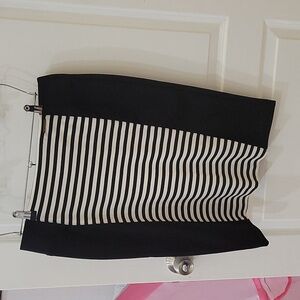 Anne Klein size 8 black white strip stretch pencil skirt